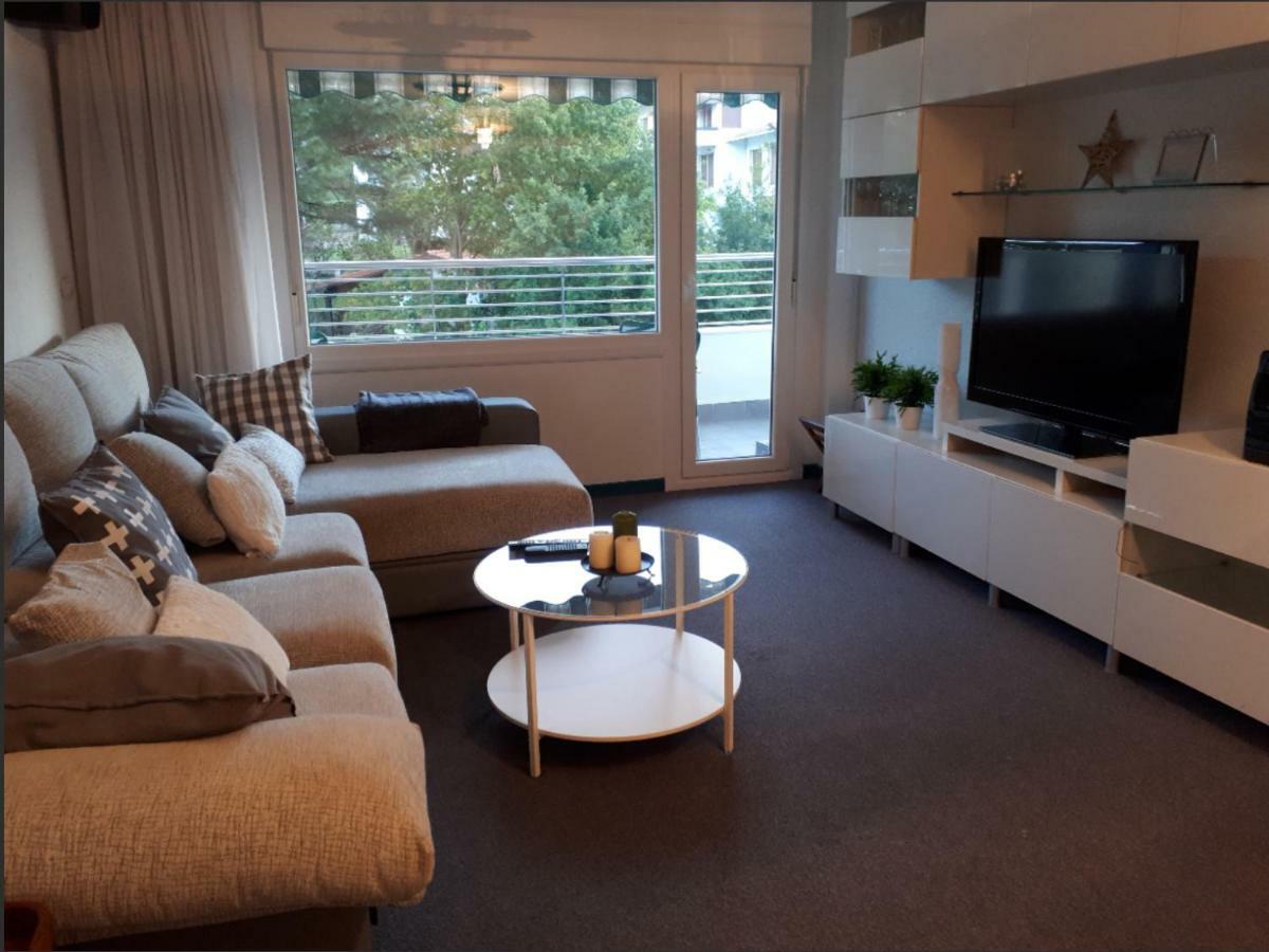 Piso En Bakio A 100 Metros De La Playaアパートメント エクステリア 写真